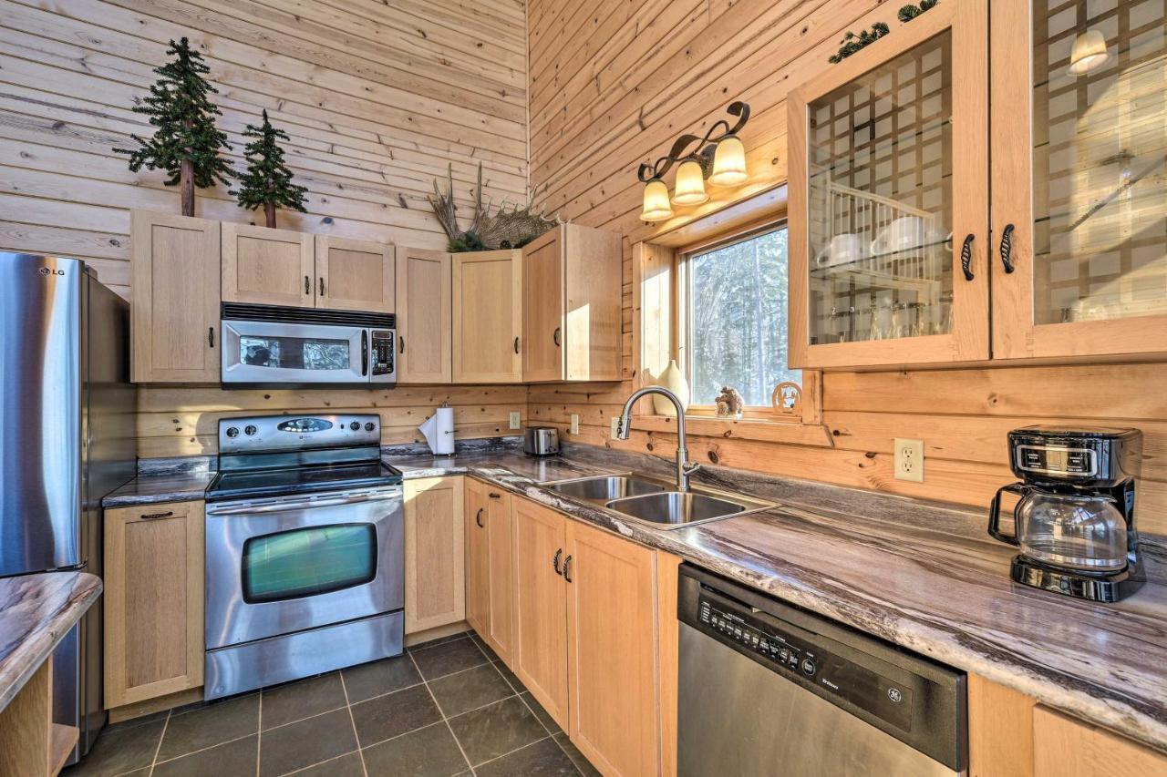 Scenic Hayward Lake View Retreat With Fire Pit Buitenkant foto