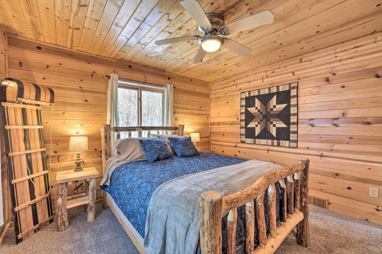 Scenic Hayward Lake View Retreat With Fire Pit Buitenkant foto
